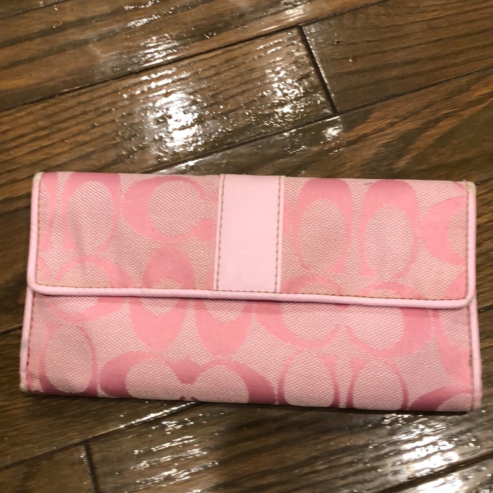 Coach wallet